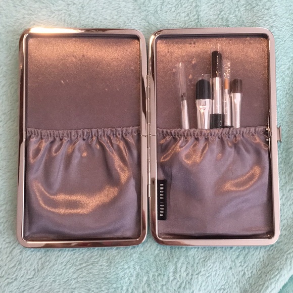 Bobbi Brown Makeup Brush Set and Case - Picture 2 of 2